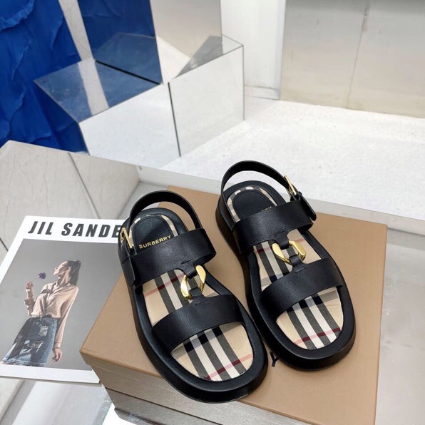 B**rry sandals